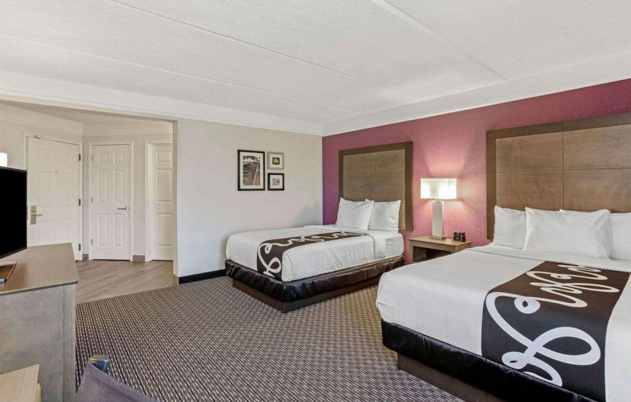 La Quinta Inn & Suites By Wyndham Panama City Exteriör bild